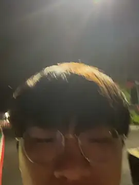 Snapshot of Yang_571 chatting on July 13, 3:59 pm Yang 571 online show from July 13, 3:59 pm