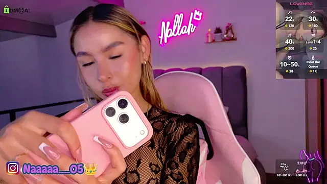 Snapshot of Nallah__ chatting on June 11, 1:42 pm Nallah online show from June 11, 1:42 pm