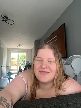 Curvy Vanilla online show from July 27, 12:45 pm