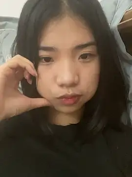 Snapshot of -Kempi- chatting on July 10, 9:01 am -Kempi- online show from July 10, 9:01 am