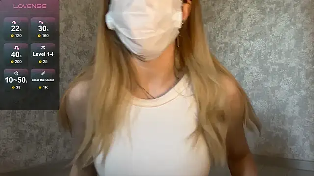 LunaHoke online show from June 4, 11:27 am