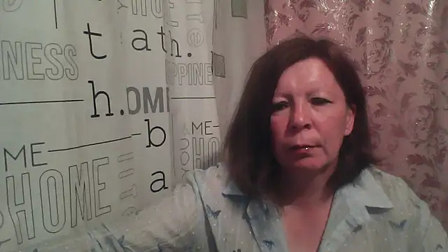 Snapshot of Schastlivaya43 chatting on June 20, 7:16 pm Schastlivaya43 online show from June 20, 7:16 pm