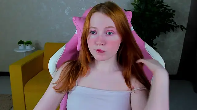 Snapshot of ari-kittyy chatting on June 10, 7:07 am ari-kittyy online show from June 10, 7:07 am
