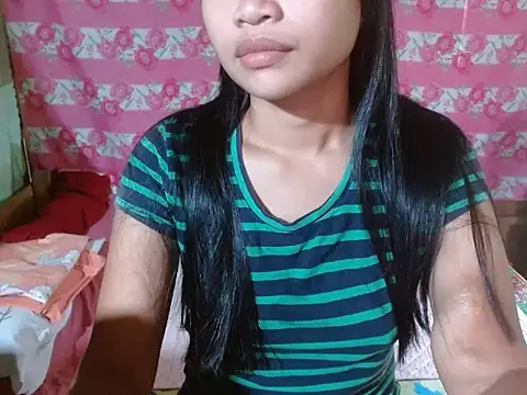 Snapshot of Itsme_Foxy_Shantale chatting on July 10, 12:04 am Itsme Foxy Shantale online show from July 10, 12:04 am
