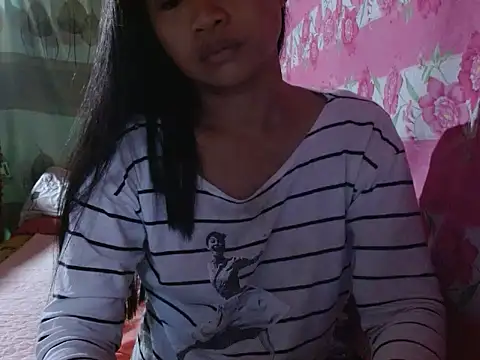 Snapshot of Itsme_Foxy_Shantale chatting on July 10, 10:12 pm Itsme Foxy Shantale online show from July 10, 10:12 pm