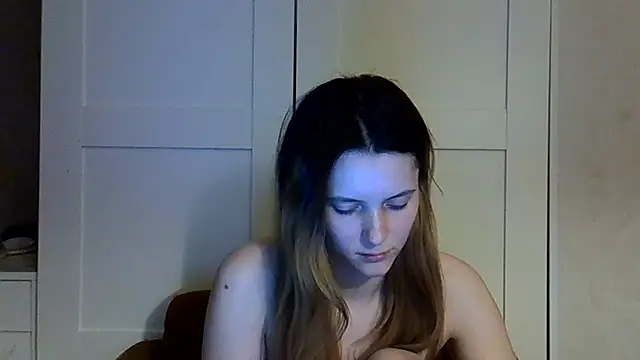 Snapshot of KatteLightX chatting on June 4, 7:42 pm KatteLightX online show from June 4, 7:42 pm