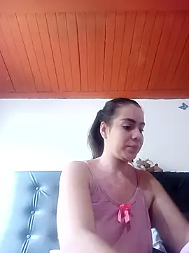shaira white online show from June 9, 3:12 pm