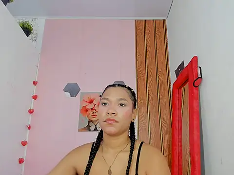 Snapshot of Aratnzacute chatting on June 25, 1:48 pm Aratnzacute online show from June 25, 1:48 pm