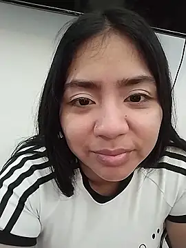 Snapshot of Amber_Herrera chatting on June 9, 12:28 pm Amber Herrera online show from June 9, 12:28 pm