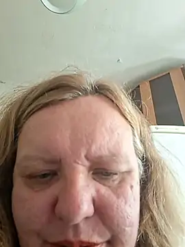 Snapshot of SonyaMarmeladx chatting on June 14, 1:24 pm SonyaMarmeladx online show from June 14, 1:24 pm
