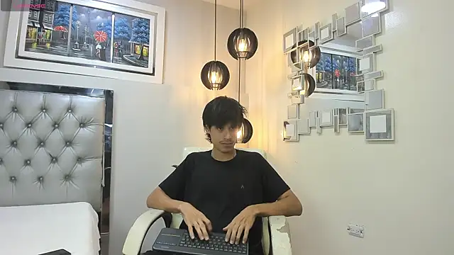 Snapshot of wayath1 chatting on June 9, 11:11 am wayath1 online show from June 9, 11:11 am