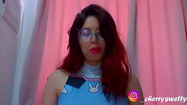 Snapshot of _CherrySweetie_ chatting on July 2, 2:12 pm CherrySweetie online show from July 2, 2:12 pm