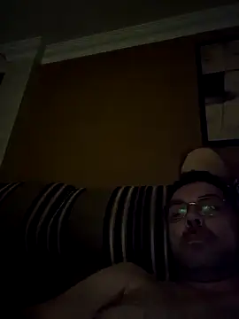 Snapshot of Maturesexyman chatting on June 5, 5:58 am Maturesexyman online show from June 5, 5:58 am