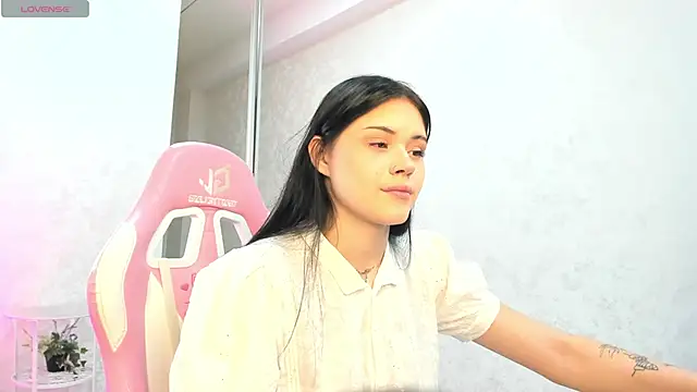 Snapshot of Baby_Sunsh1ne_ chatting on July 2, 7:47 am Baby Sunsh1ne online show from July 2, 7:47 am