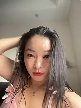Snapshot of wish_rui0 chatting on July 9, 11:20 pm wish rui0 online show from July 9, 11:20 pm