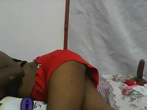 supa petite online show from June 7, 10:02 pm