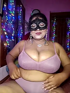 Snapshot of Tiger_Tigress chatting on June 12, 7:46 pm Tiger Tigress online show from June 12, 7:46 pm
