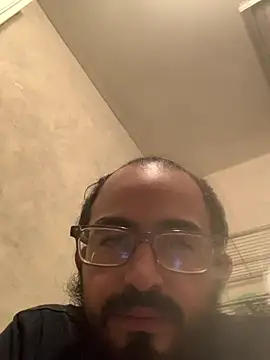 Snapshot of urratherme chatting on June 15, 3:42 am urratherme online show from June 15, 3:42 am
