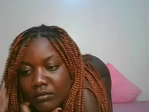 Snapshot of Fairycuddle24 chatting on June 8, 4:29 pm Fairycuddle24 online show from June 8, 4:29 pm