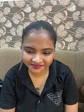 Snapshot of kajal7402 chatting on June 6, 6:45 pm kajal7402 online show from June 6, 6:45 pm