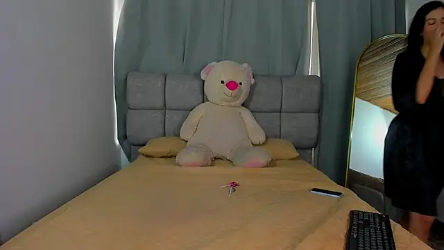 dulce 122 online show from July 23, 7:23 pm