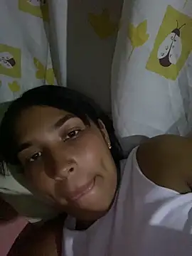 Snapshot of nina20xxxx chatting on June 8, 2:45 am nina20xxxx online show from June 8, 2:45 am