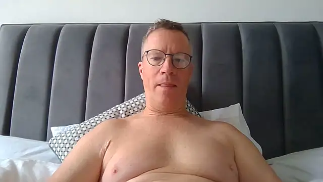 Snapshot of SinfulPulse69 chatting on June 13, 7:39 am SinfulPulse69 online show from June 13, 7:39 am