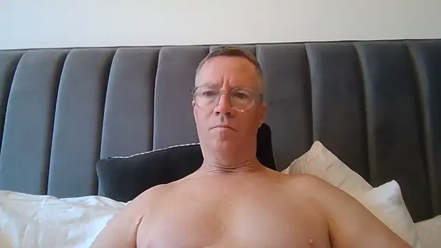 Snapshot of SinfulPulse69 chatting on June 15, 5:42 am SinfulPulse69 online show from June 15, 5:42 am