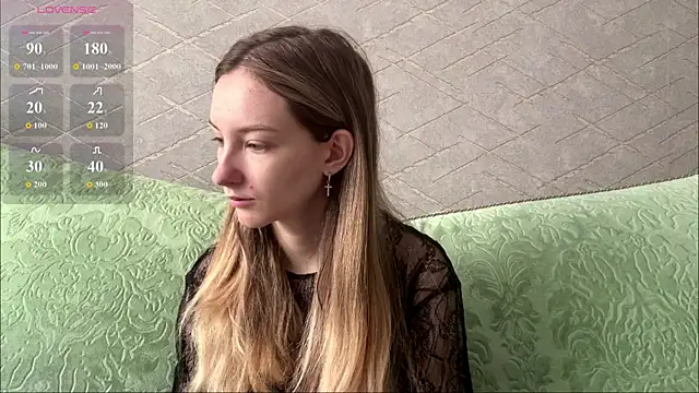 Snapshot of rinvega13 chatting on June 14, 11:01 am rinvega13 online show from June 14, 11:01 am