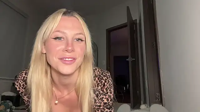 chelseapaigee online show from July 11, 4:04 am