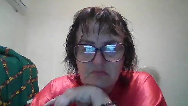 Snapshot of ErikaXShine chatting on June 27, 8:14 pm ErikaXShine online show from June 27, 8:14 pm