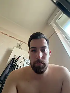 ragazzoitali online show from June 10, 1:54 pm