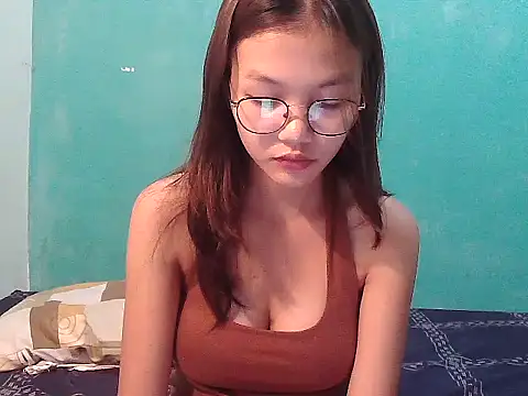 Snapshot of ClassyCrushpinay chatting on July 20, 9:17 pm ClassyCrushpinay online show from July 20, 9:17 pm