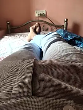 Vipul9079 online show from June 13, 5:38 am