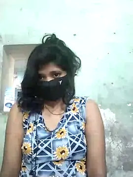 Snapshot of Naughty_dii chatting on June 17, 8:50 am Naughty dii online show from June 17, 8:50 am