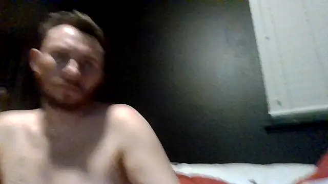 Snapshot of Mikecloudyhawk chatting on June 7, 10:41 am Mikecloudyhawk online show from June 7, 10:41 am