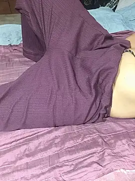 Snapshot of telugu_modal_divya0999 chatting on July 8, 6:40 am telugu modal divya0999 online show from July 8, 6:40 am