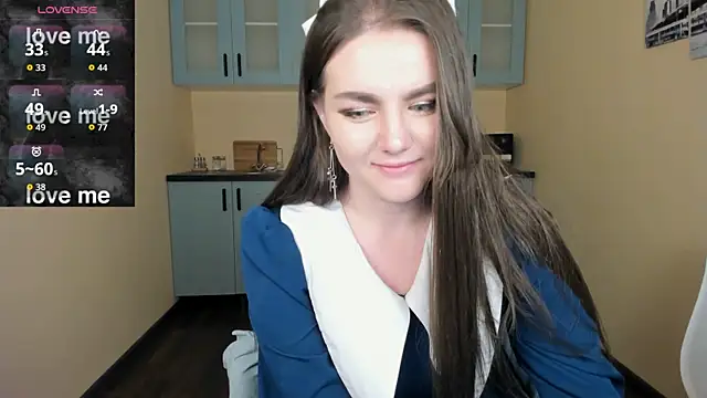 Snapshot of XenaBevy chatting on July 26, 2:13 pm XenaBevy online show from July 26, 2:13 pm