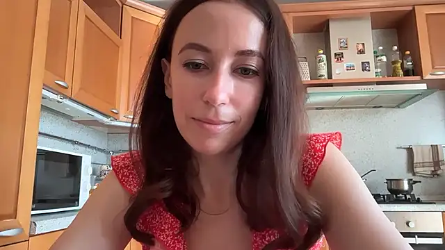 Snapshot of Flamingo_Queen chatting on June 22, 6:10 am Flamingo Queen online show from June 22, 6:10 am