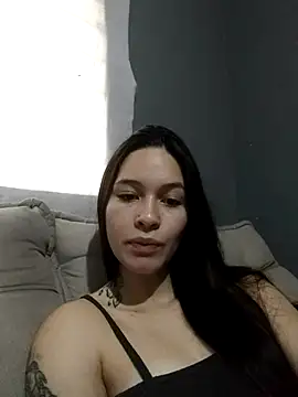 Snapshot of amina_hott chatting on June 9, 11:55 am amina hott online show from June 9, 11:55 am
