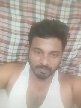 Snapshot of Tamilpayyan999 chatting on June 9, 5:57 pm Tamilpayyan999 online show from June 9, 5:57 pm
