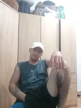 Snapshot of Jhonypt chatting on June 8, 3:01 pm Jhonypt online show from June 8, 3:01 pm