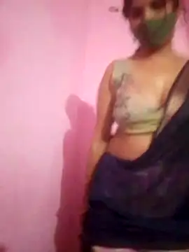 Snapshot of JYOTI_023 chatting on July 14, 10:21 am JYOTI 023 online show from July 14, 10:21 am