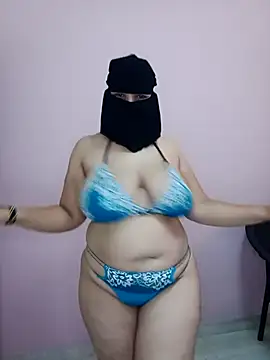 Snapshot of hot_farawla00 chatting on July 19, 10:08 am hot farawla00 online show from July 19, 10:08 am