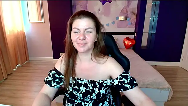 Snapshot of LunaKissesx chatting on June 27, 12:22 pm LunaKissesx online show from June 27, 12:22 pm