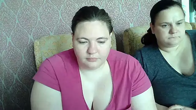 Snapshot of TiaMason chatting on June 17, 6:49 am TiaMason online show from June 17, 6:49 am