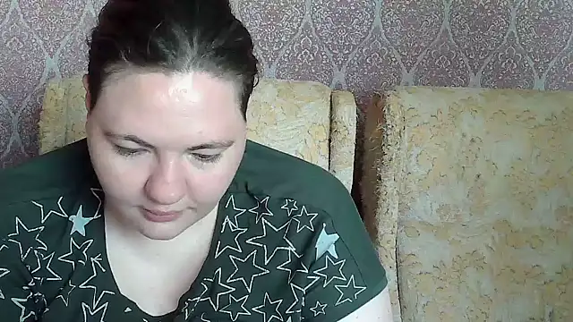 Snapshot of TiaMason chatting on July 2, 7:25 am TiaMason online show from July 2, 7:25 am