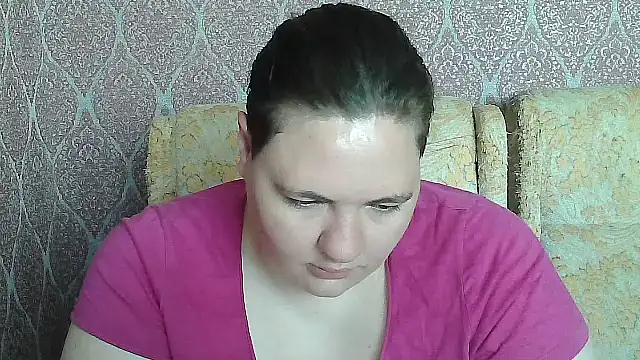 Snapshot of TiaMason chatting on July 4, 6:52 am TiaMason online show from July 4, 6:52 am