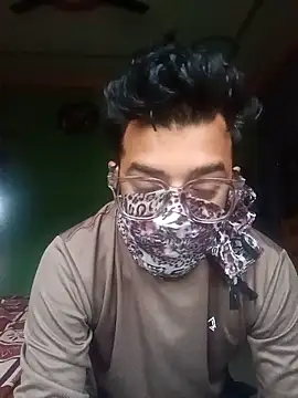 Desindianbull69 online show from June 13, 1:03 am