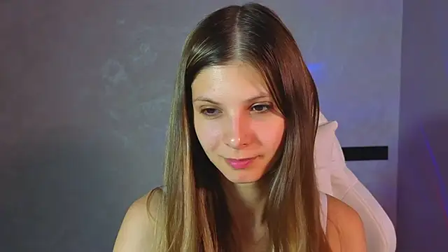 Snapshot of Audreybellamy chatting on July 7, 10:41 am Audreybellamy online show from July 7, 10:41 am